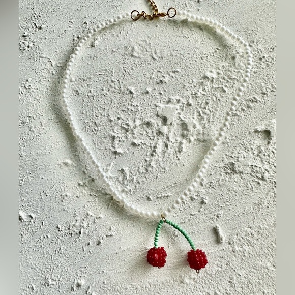 Cherry pendant faux pearl beaded necklace, 90s Y2k choker, fruit necklace - Picture 2 of 4